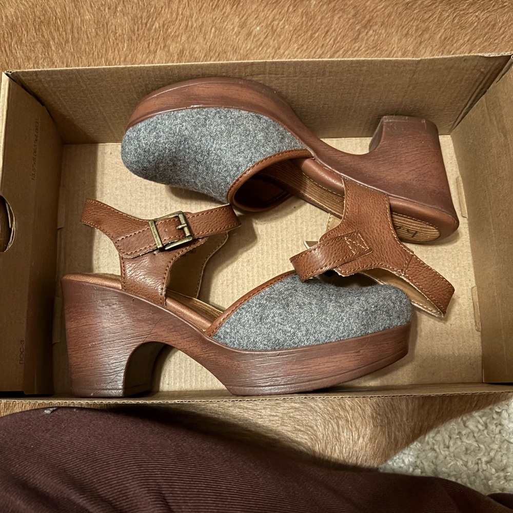 BOC women’s size 7 shoe